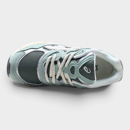 ASICS GEL-NYC Women's SportStyle Trainers
