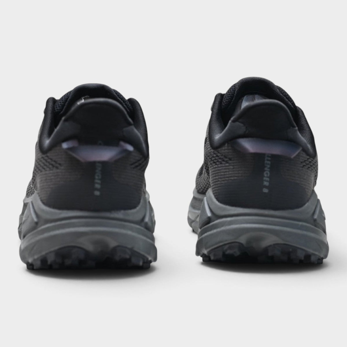 HOKA Challenger 8 Men's Trail Running Shoes