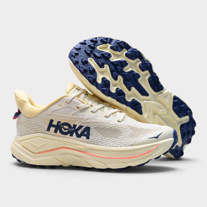HOKA Challenger 8 Women's Trail Running Shoes