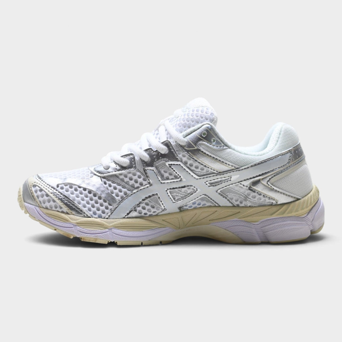 ASICS GEL-CUMULUS 16 Men's Cushioned SportStyle Trainers