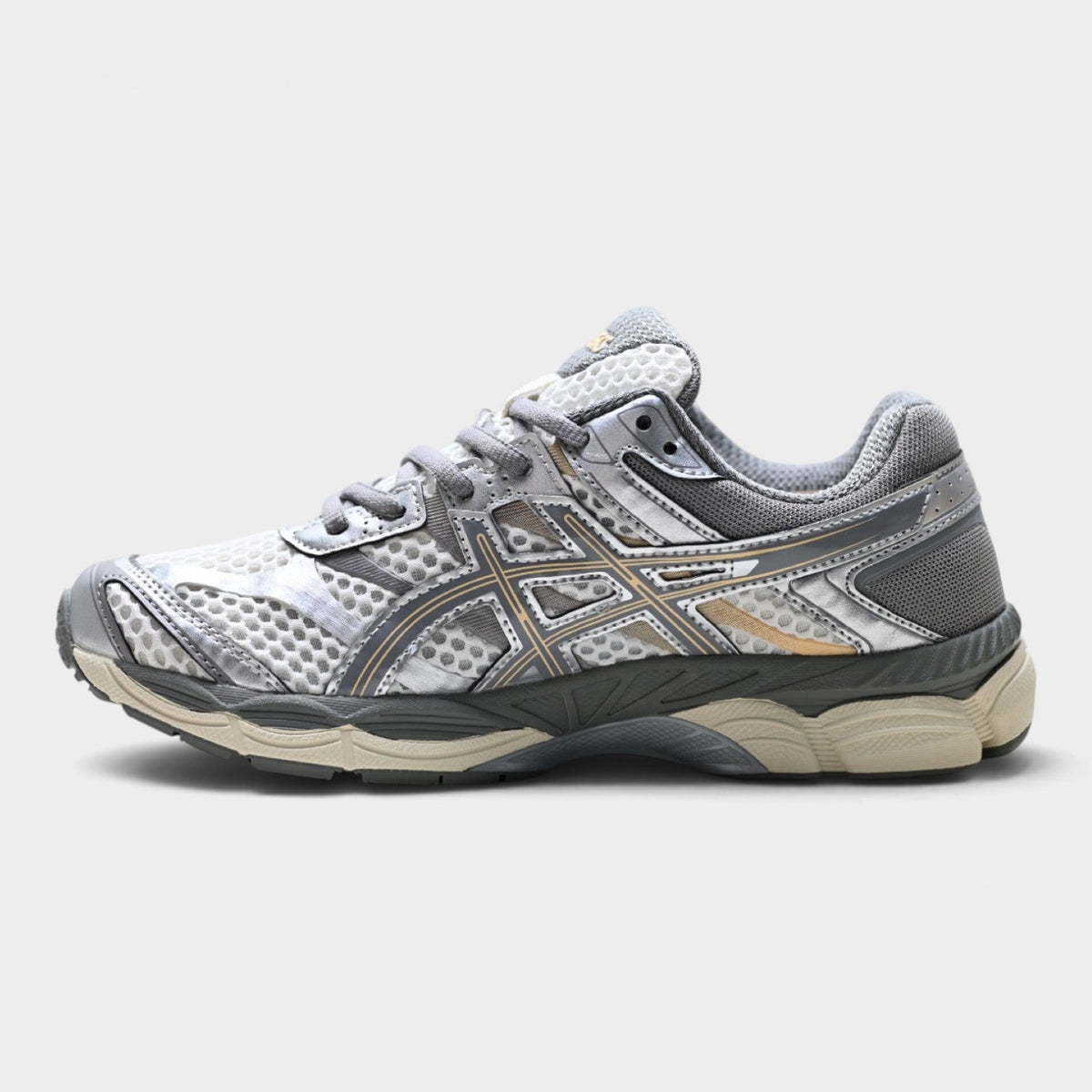 ASICS GEL-CUMULUS 16 Men's Cushioned SportStyle Trainers