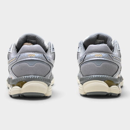 ASICS GEL-CUMULUS 16 Men's Cushioned SportStyle Trainers