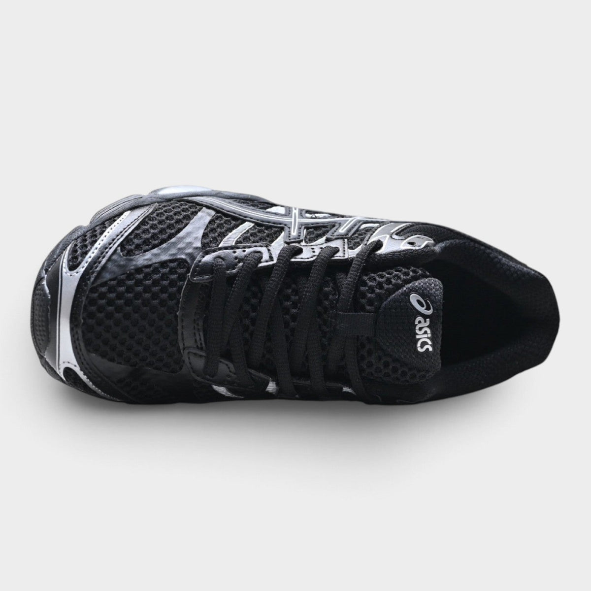 ASICS GEL-CUMULUS 16 Men's Cushioned SportStyle Trainers