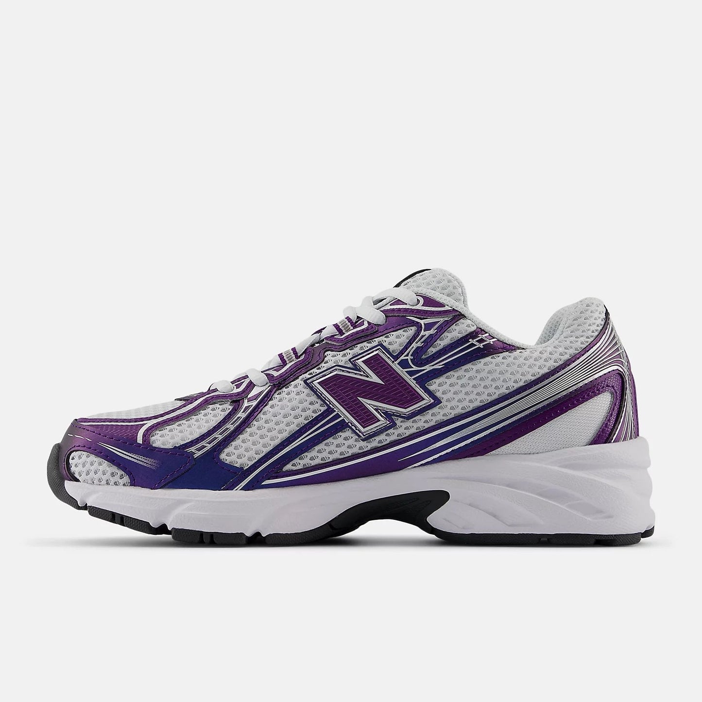 New Balance 740 Women's Retro Trainers